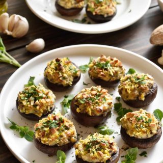 Gefüllte Champignons mit Nüssen