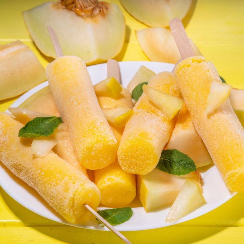 Canari-Melonen-Eis am Stiel
