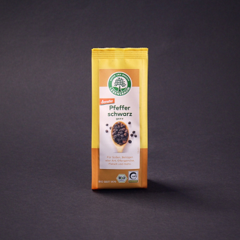 Pfeffer schwarz ganz