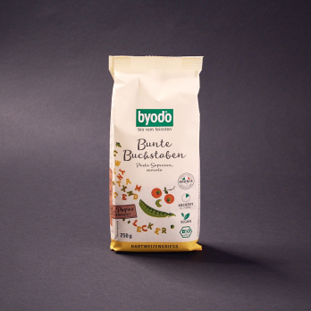 Bunte Buchstabennudeln