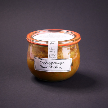 Erbsensuppe mit Wurst