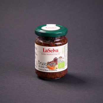 Bruschetta schwarze Oliven